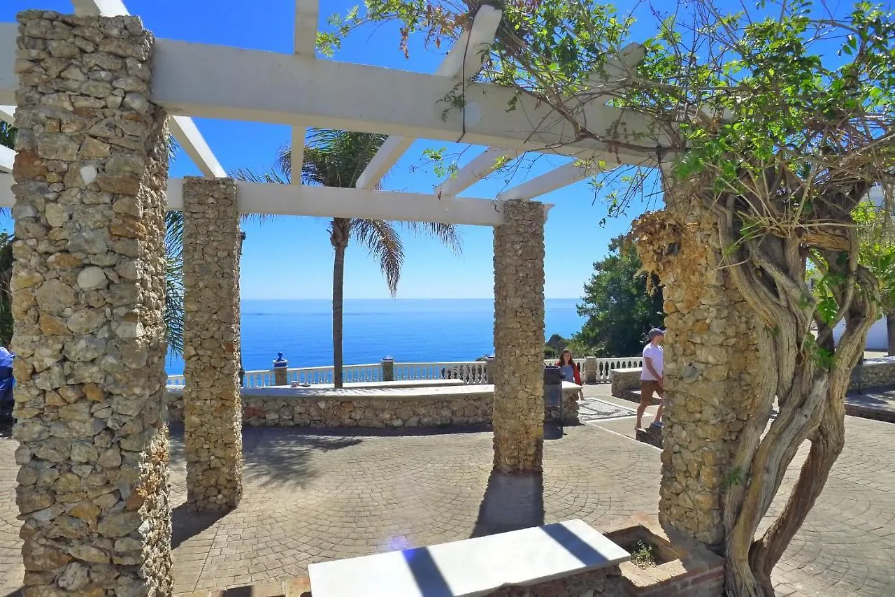 R637 Los Jarales Apartment Nerja 0*,